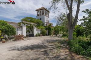 ¡Increíble Oportunidad! Cortijo en Venta en Vega de Granada, Santa Fe! photo 0