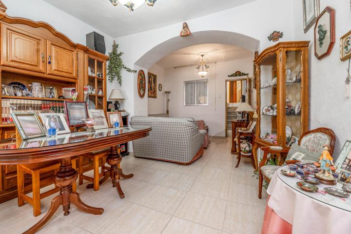 OPORTUNIDAD CASA DE PUEBLO EN PADUL photo 0