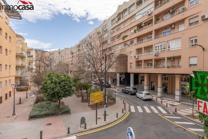 MARAVILLOS PISO EN PLENO CENTRO DE GRANADA photo 0