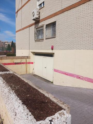 SE ALQUILA PLAZA DE PARKING photo 0