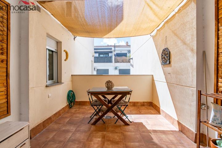PISO DE 3 DORMITORIOS CON 2 PLAZAS DE APARCAMIENTO Y 2 TRASTEROS. photo 0