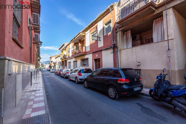 INMUEBLE CON INFINITAS POSIBILIDADES EN EL CENTRO DE ARMILLA. photo 0