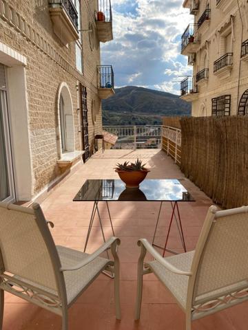 Piso en Cenes de la Vega con gran terraza completamente reformado. photo 0