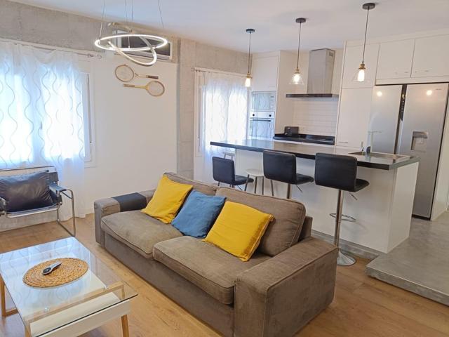 🏡 Piso de lujo en el centro de Granada – Calle San Juan (junto a la Acera del Darro) photo 0