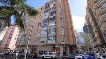 Piso En venta en Mesa Y López, Las Palmas De Gran Canaria photo 0