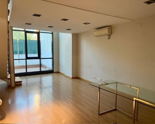 Piso En venta en Simancas photo 0