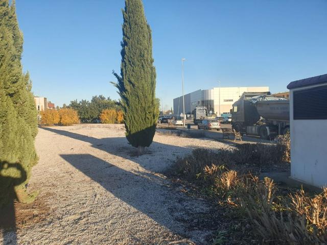 Terreno Urbanizable En venta en Evilla Extremadura Poligono Los Llanos, Salteras photo 0