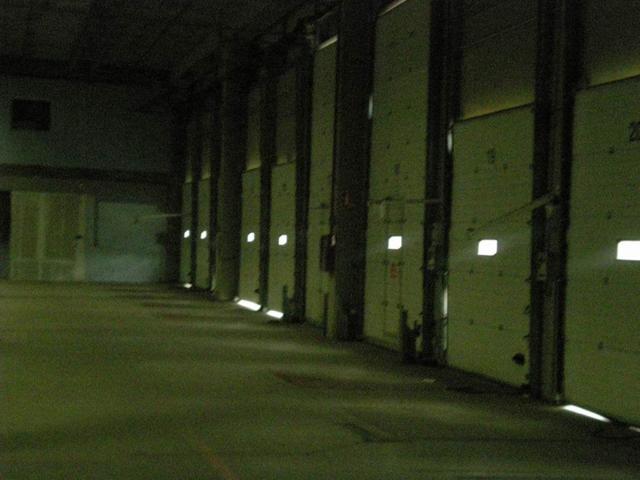 Nave Industrial En alquiler en Los Remedios, Sevilla photo 0