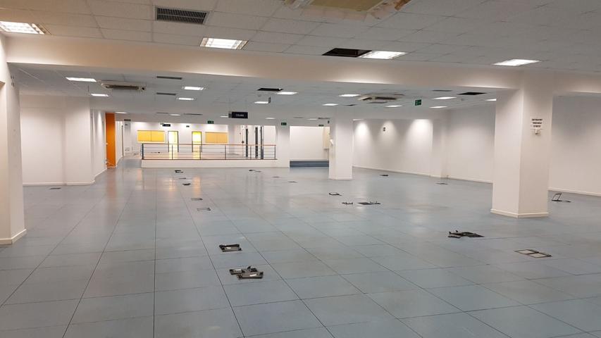 OFICINA EN ALQUILER DISPONIBLE PCT CARTUJA photo 0