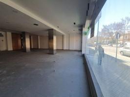 Oficina En alquiler en Gran Plaza-Marqués De Pickman-Ramon Y C, Sevilla photo 0