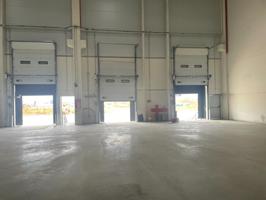 Nave Industrial En alquiler en El Higuerón, Córdoba photo 0