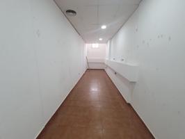 LOCAL COMERCIAL DISPONIBLE EN LOS BERMEJALES photo 0