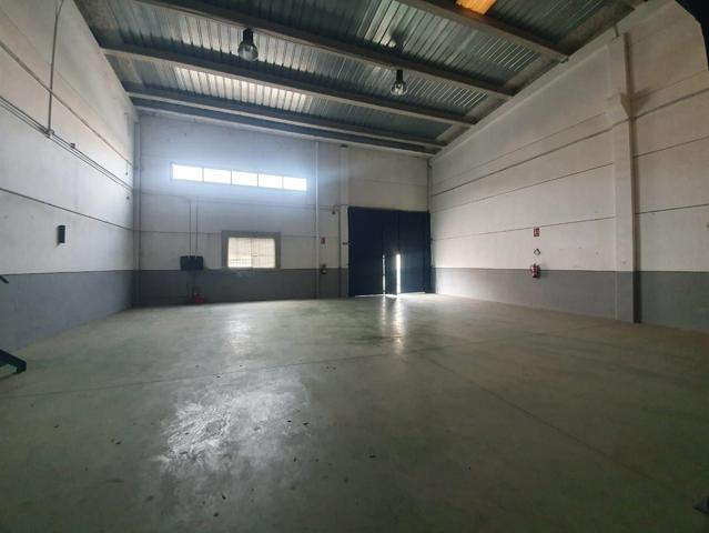 ESTUPENDA NAVE EN ALQUILER EN LOS PALILLOS photo 0