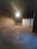 Nave disponible en polígono la red photo 0