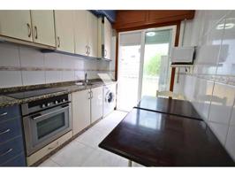 Apartamento en venta en A Valenzá photo 0