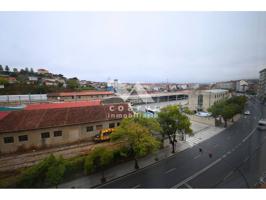 Piso en venta en El Puente, Ourense photo 0