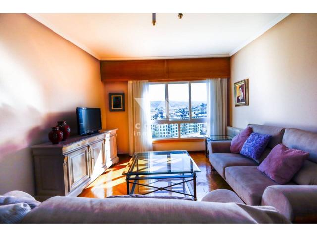 Piso amueblado en Alquiler en A Valenzá photo 0