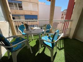 Apartamento de 2 dormitorios con vistas laterales a la Playa del Cura, Torrevieja. photo 0
