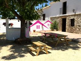 En venta encantador y típico cortijo andaluz photo 0