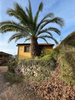 Casa de Pueblo Encantadora con Terraza Mirador en un Entorno Idílico photo 0