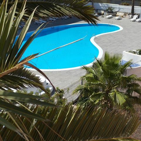 INVERSORES:PISO EN COSTA DEL SILENCIO photo 0