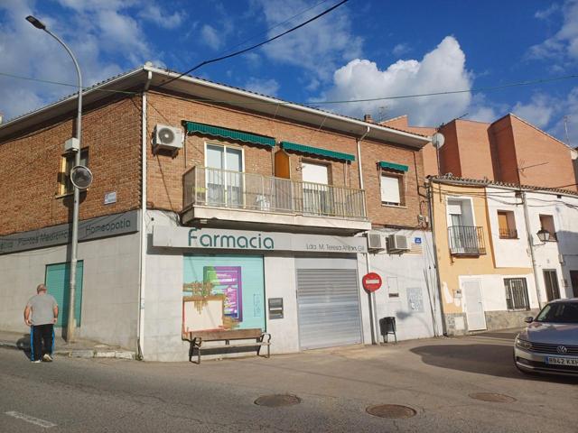Piso en venta en Los Santos de la Humosa de 87 m2 photo 0