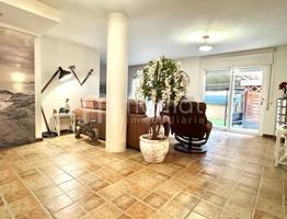 Piso en venta en Salt de 90 m2 photo 0
