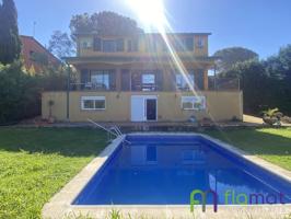 Casa - Chalet en venta en Sant Julià de Ramis de 459 m2 photo 0