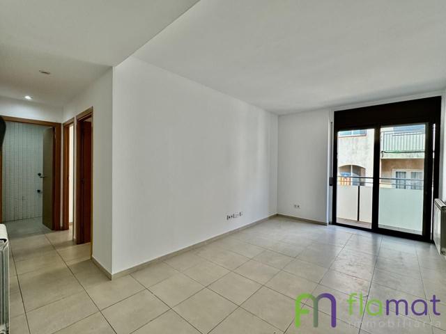 Piso en venta en Girona de 72 m2 photo 0