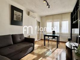 Piso en Venta en la Calle Santander photo 0