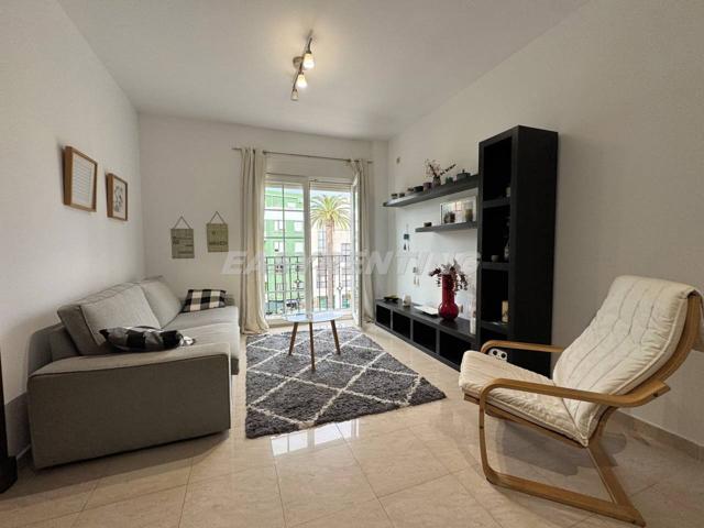 PISO DE LUJO EN PASEO FARIÑAS - EDIFICIO GARZA REAL photo 0