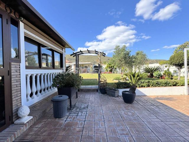 OCASION - FINCA RUSTICA PRECIOSA CASA JARDINES PISCINA Y PARKING photo 0