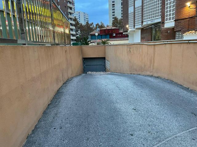 LEVANTE PLAZA DE APARCAMIENTO SUBTERRANEO photo 0