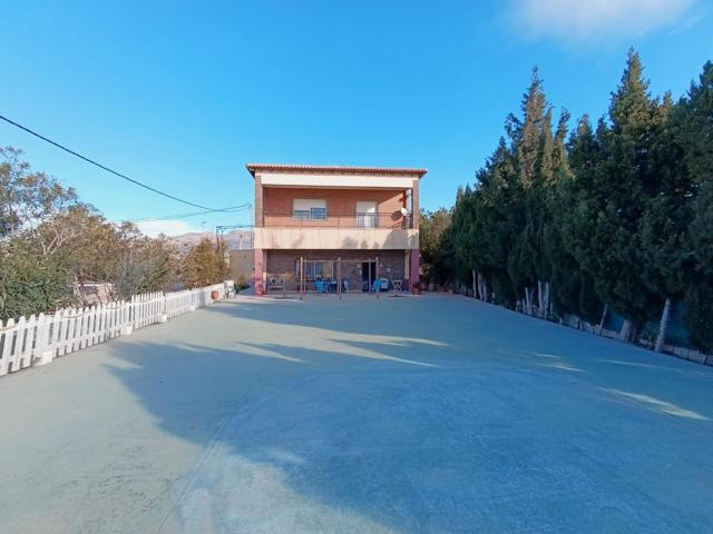 Encantadora Casa Rústica en Agost con Amplias Instalaciones y Vistas Despejadas photo 0