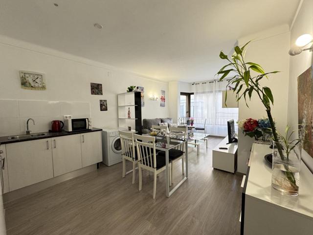 PISO REFORMADO CON LICENCIA TURÍSTICA photo 0