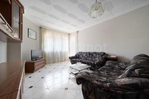 Piso en venta en la C. Gran Via Pau Casals photo 0