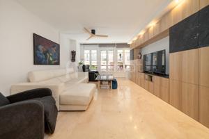 Piso elegante con grandes terrazas en Carrer Nou, Figueres photo 0