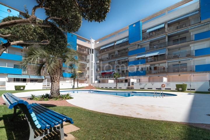 Piso en venta en Roses de 80 m2 photo 0