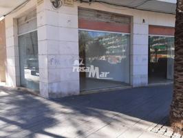 Se vende luminoso local -Chaflan , en zona comercial de Gandia photo 0