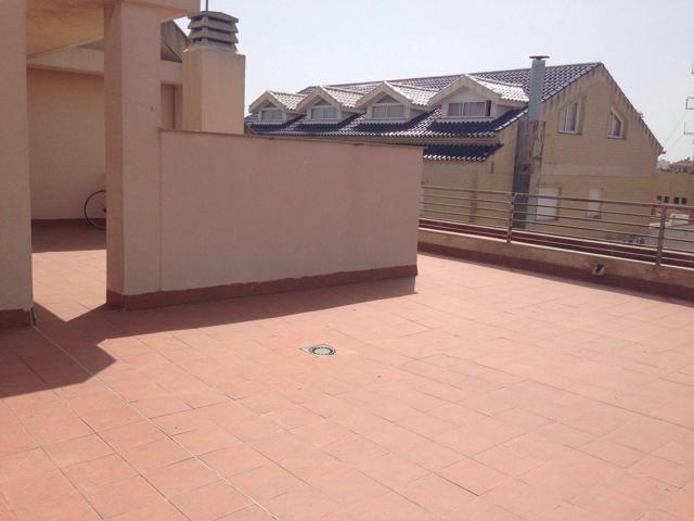 Amplia Vivienda de 4 Dormitorios con Terraza, Garaje Trastero Incluidos photo 0