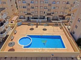 Tu nuevo hogar junto al mar te espera! Ático en venta a pocos metros de la playa photo 0