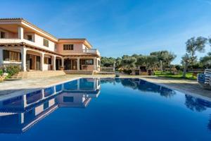 Se venda villa independiente con piscina.Parcela de 7.500m² con vivienda de 350m2. photo 0
