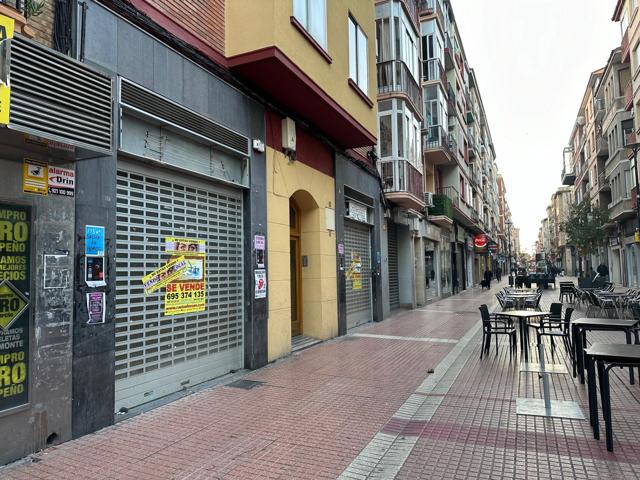 Oficina En venta en Delicias, Zaragoza photo 0