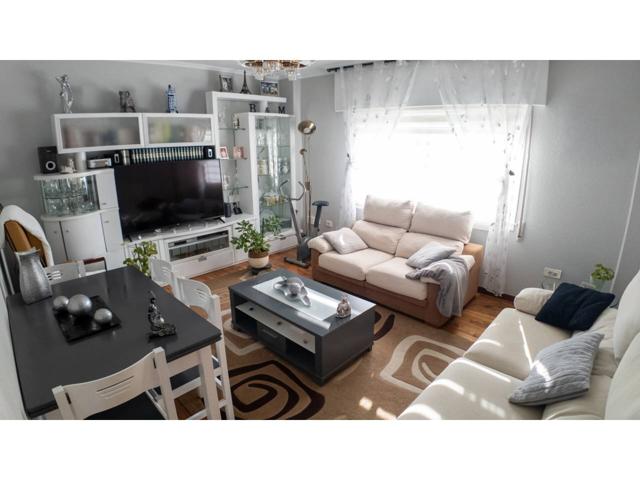 Piso en venta en Almeiras photo 0