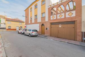 VENTA DE CASA EN PINOS PUENTE HACIENDO ESQUINA Y LISTA PARA ENTRAR A VIVIR photo 0