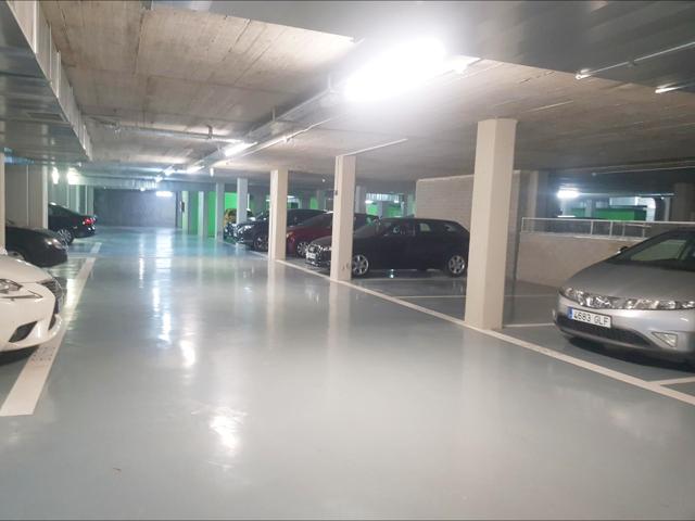 ALQUILER DE GARAJE EN ROMAREDA photo 0