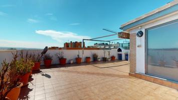 FANTASTICO ATICO DUPLEX EN MIRALBUENO CON TERRAZA DE 60 M photo 0