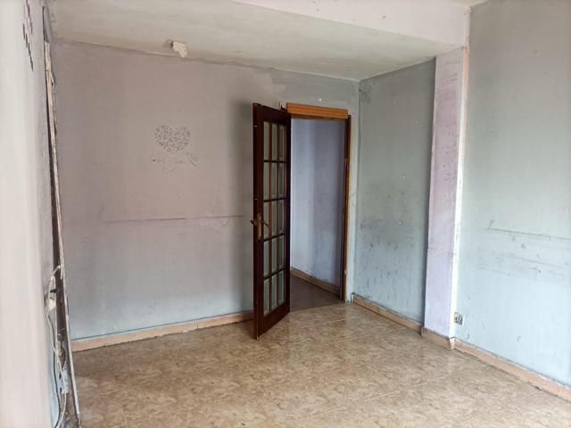 SE VENDE PISO EN LASIERRA PURROY photo 0