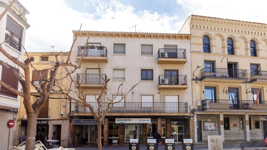 ✨ Vive en el corazón de Alagón: Piso exclusivo con terraza y vistas únicas ✨ photo 0