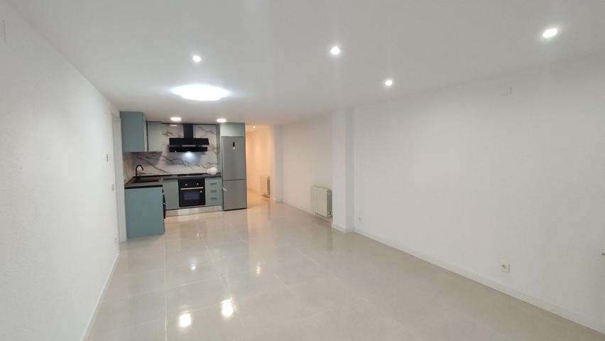 COQUETO APARTAMENTO CON REFORMA A ESTRENAR JUNTO A PARQUE ROMA photo 0